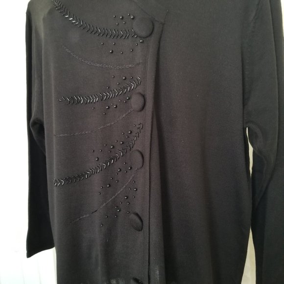 Black Blouse with Beaded Design Lightweight Acrylic Plus 3X - Picture 2 of 13